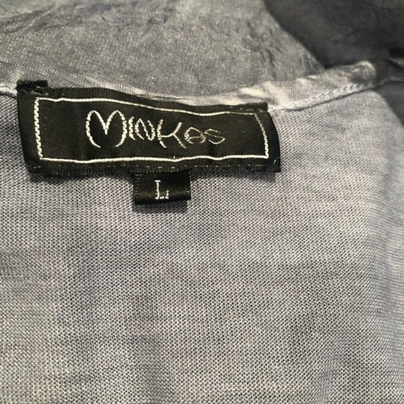 Minkas tunic tank top with lace accents - Picture 8 of 9